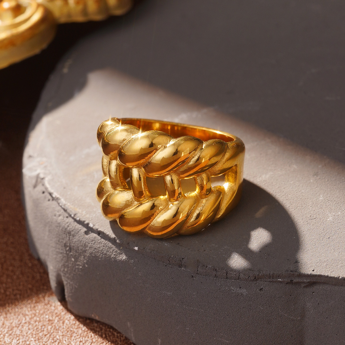 European and American fashionable stainless steel rings with hollowed-out, niche wide lines, high-end design sense, and gold jewelry wholesale pic 19