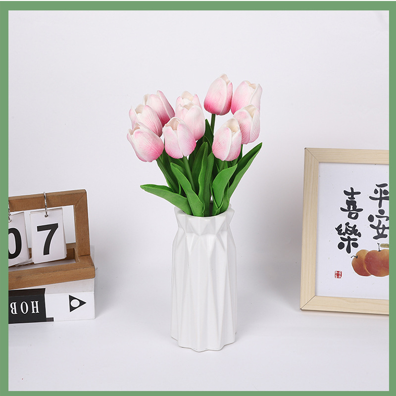 Factory direct sales of PU tulips with a touch of glue, calla lilies, artificial flowers, single stems wholesale, home living room and bedroom artificial flowers pic 7
