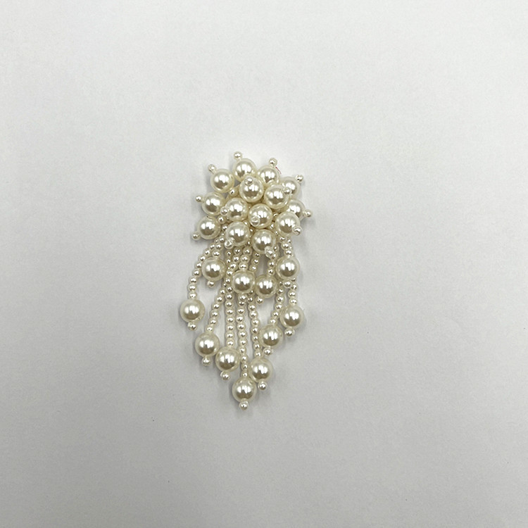Factory direct supply of ancient-style pearl tassel earrings, accessories, handcrafted pendants, DIY jewelry accessories, embroidered shoe pendants pic 4