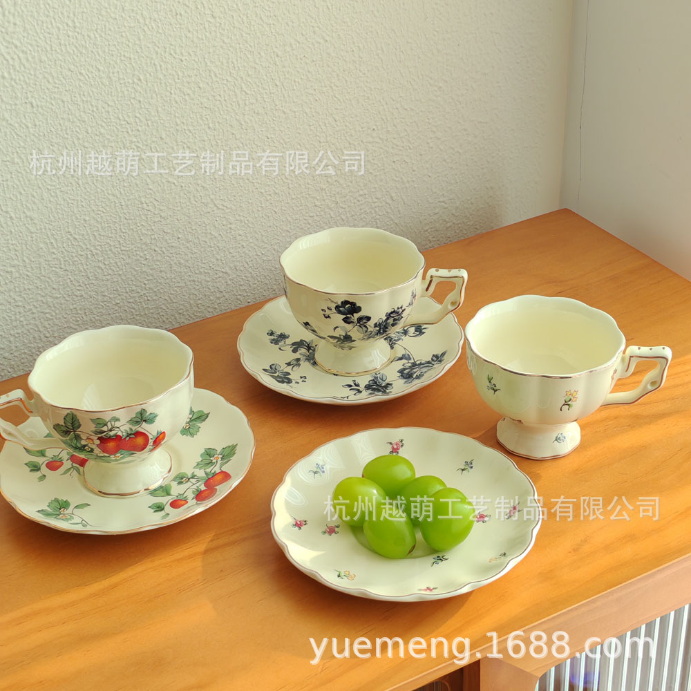 European-style ins coffee cup and saucer set, ceramic, British-style gold-edged tea cups and teapots, French restaurant cups, daily gifts pic 20