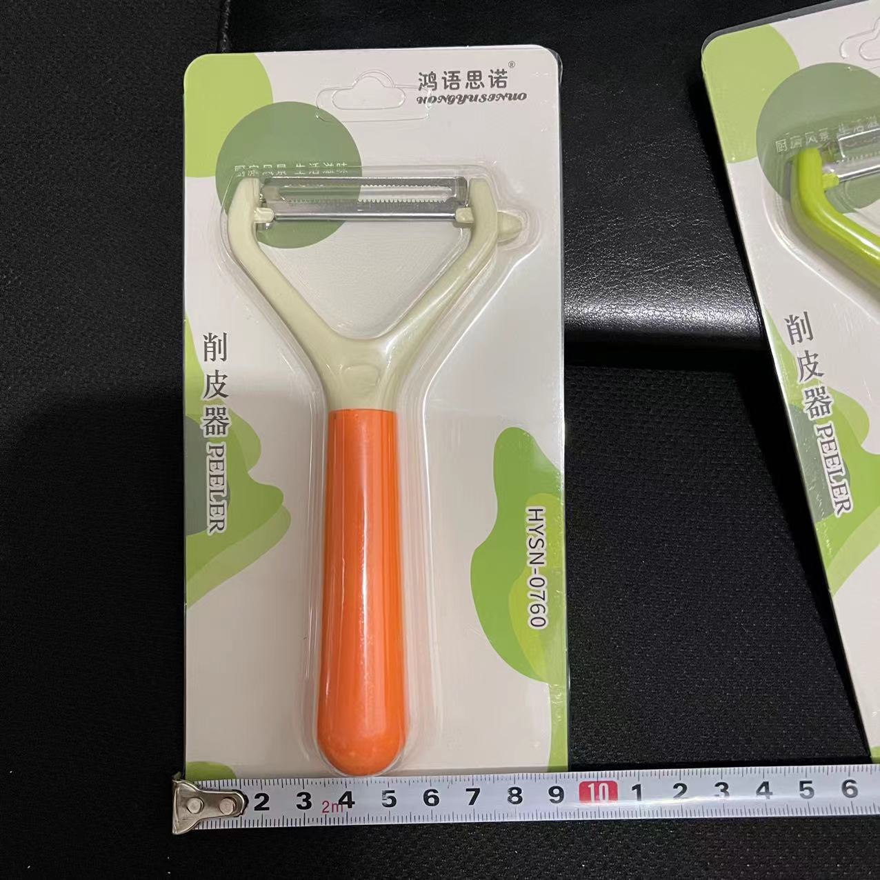 【 Zone 2-10 】0760 Peeler 40/ box 480/ case 0760 Suction card Peeler, Peeling Knife Plastic Handle Serrated Peeler, Fruit and Melon peeler wholesale pic 1