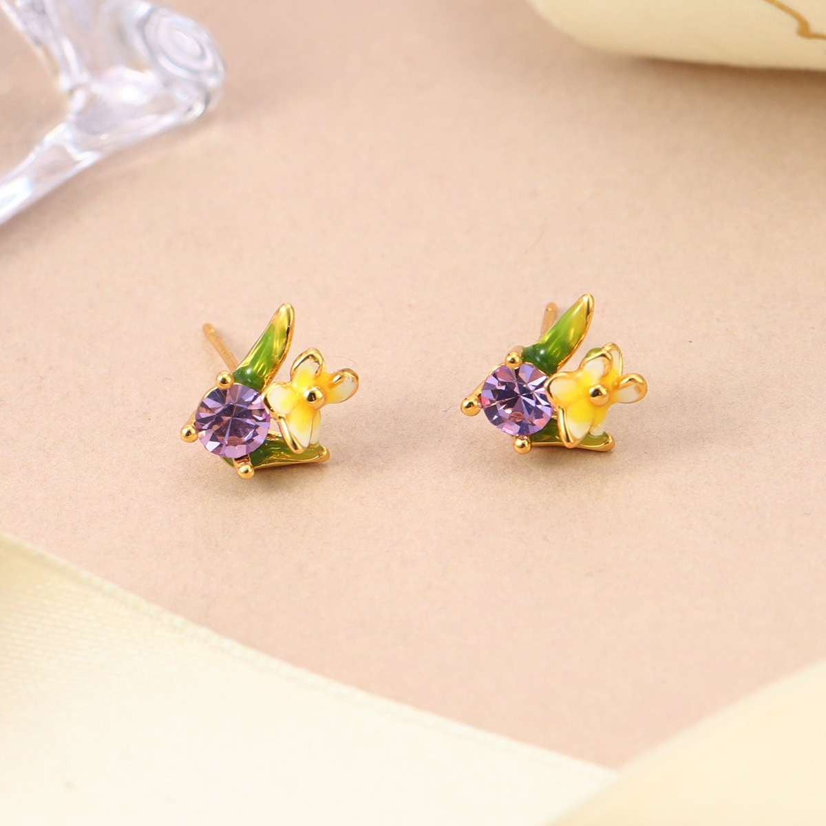 Fresh and new Chinese-style floral stud earrings for spring and summer, high-end enamel pearl earrings, retro Chinese-style tassel earrings for women pic 21