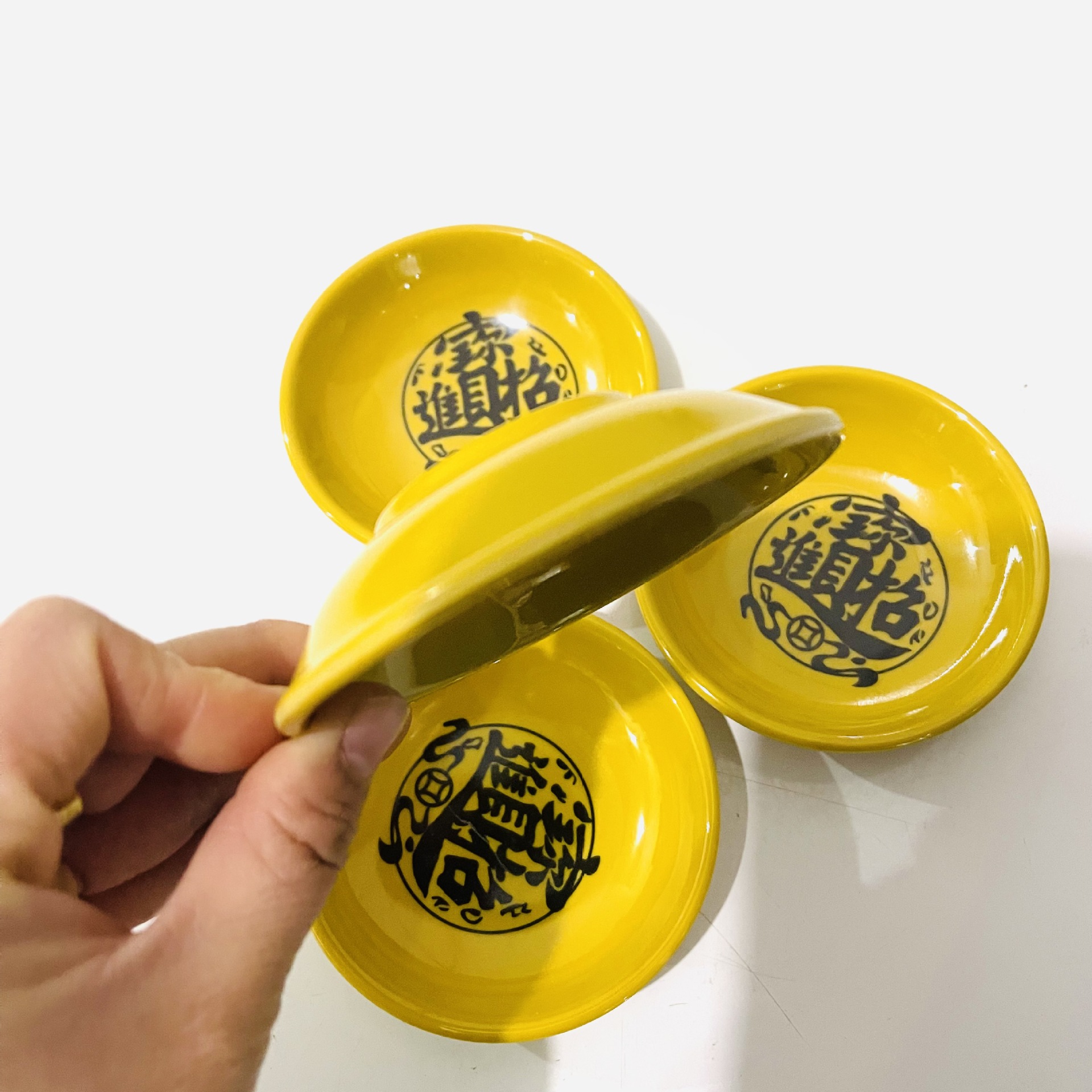 【1-11 Zones 】135 plates 310 per box 1240 per case vinegar plate Small Plate Dipping sauce plate Small plate fast food plate 1 yuan 2 yuan Source gift pic 4