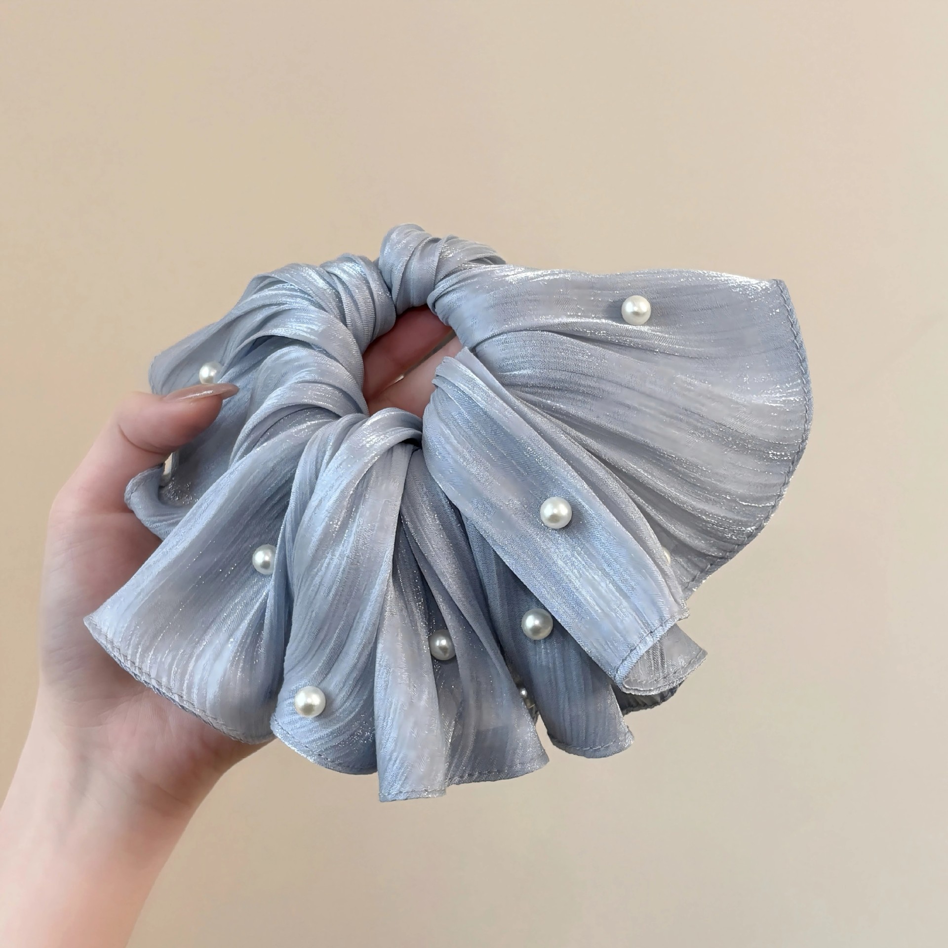Spring 2025 new high-end, silky smooth, pleated pearl large intestine hair band, high-end large-sized hair accessory for women pic 19
