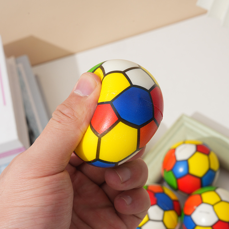 Fabricante cabello recto 6.3cm pu ball estilo de impresión de color bola elástica juguetes para niños esponja material decoración de fábrica pu ball pic 5