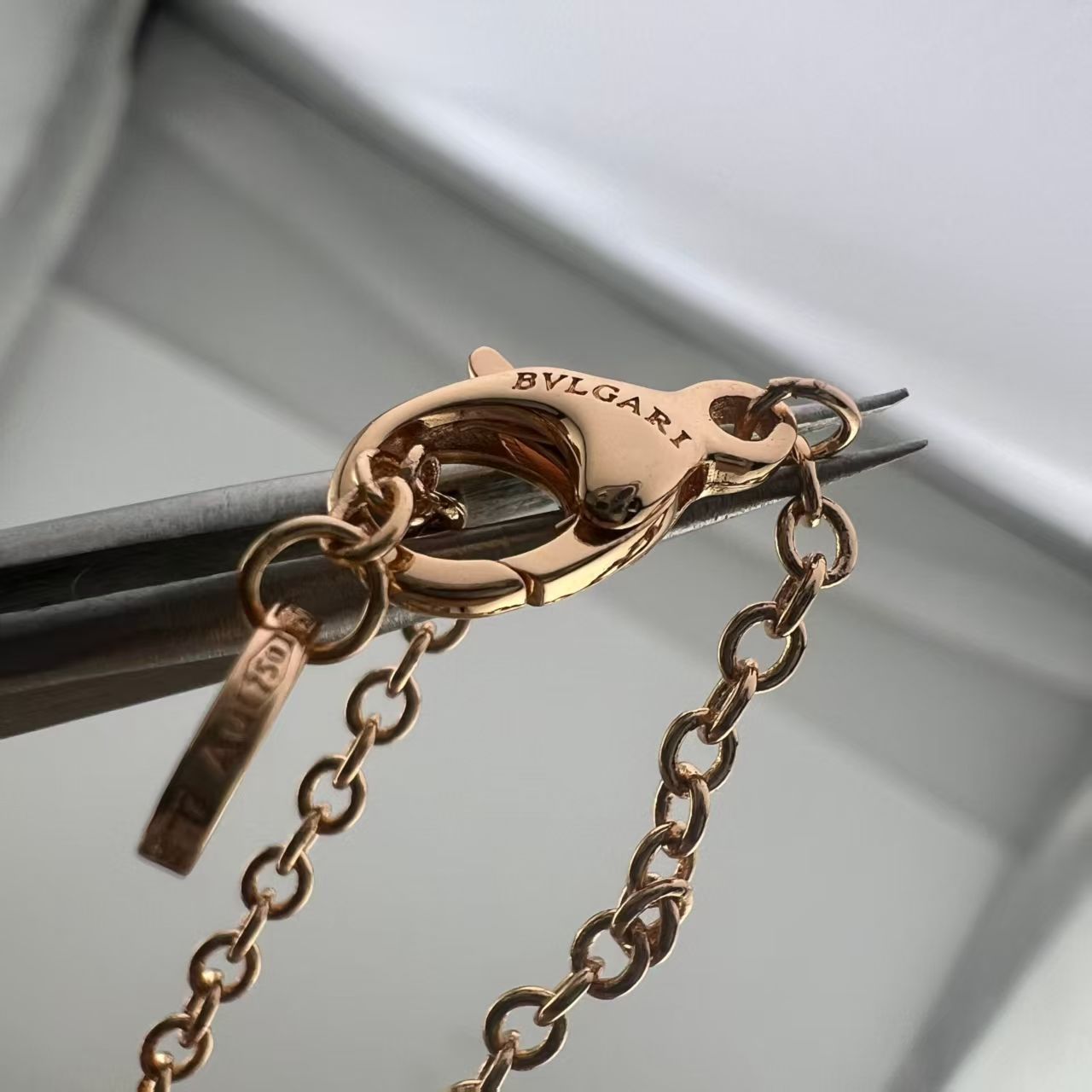 高版BV金欧美镶钻白贝母满天星回形针项链毛衣链V金镀18K玫瑰金详情1