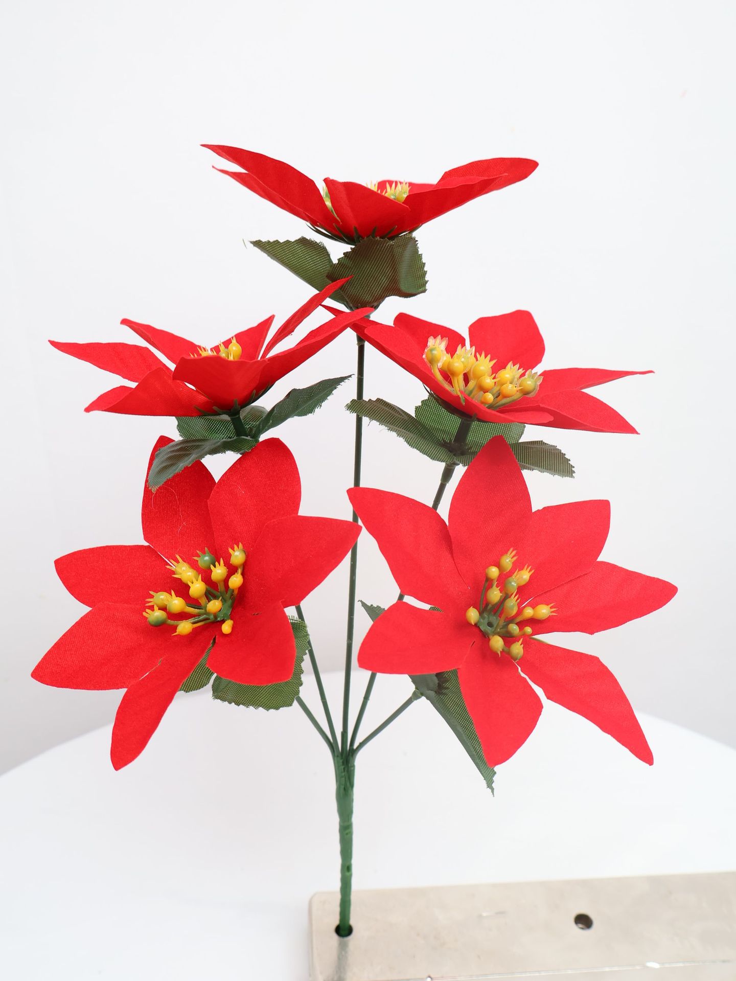 Cross-border Temu Foreign Trade consignment, artificial Christmas bouquets, outdoor floor nails, artificial flowers, Christmas decoration velvet artificial flower factory pic 14
