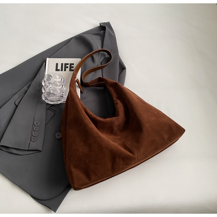 Retro matte tote bag, autumn and winter bag, commuter underarm bag, large-capacity single-shoulder tote bag, simple single-shoulder bag for women pic 20