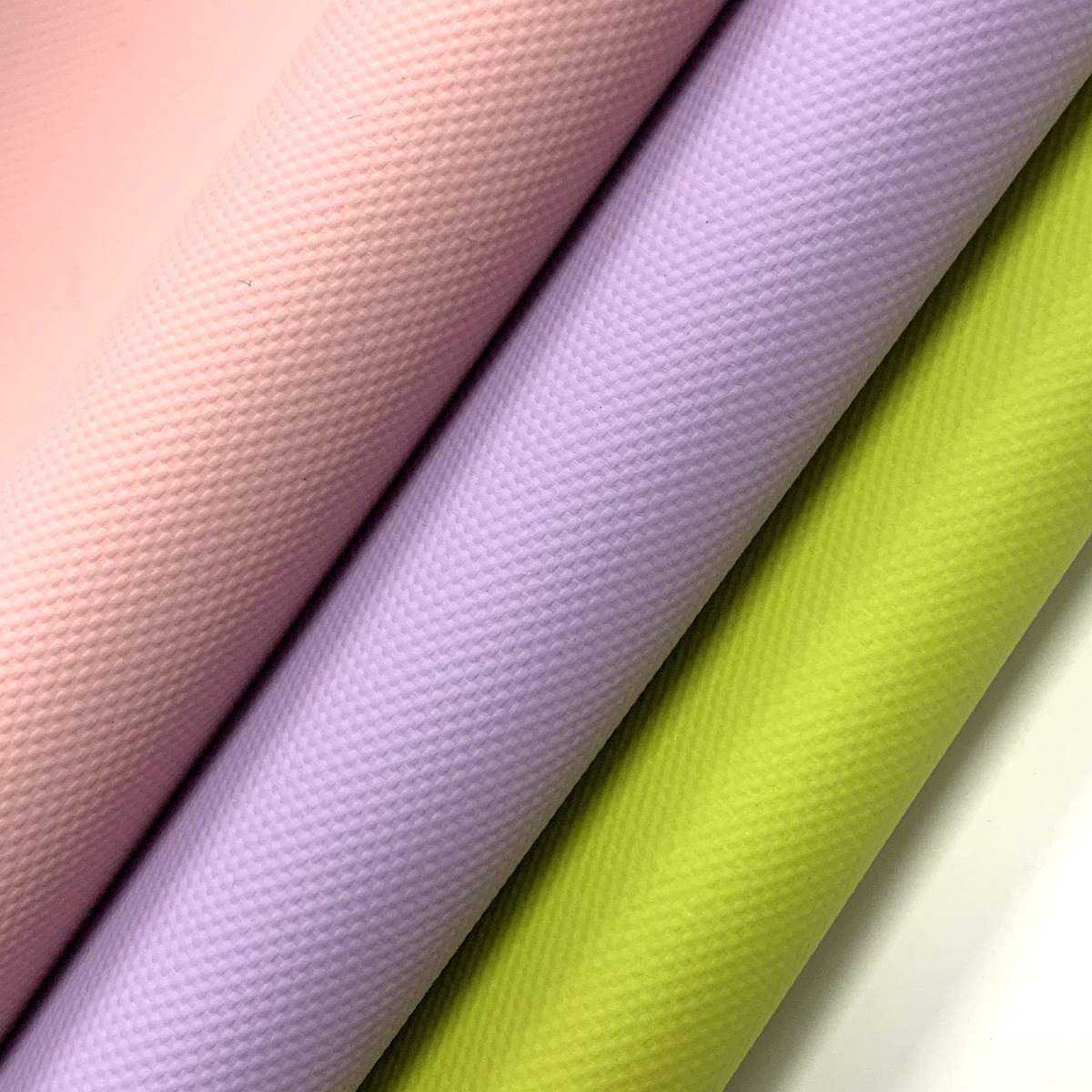 现货600D皮膜离型纸高弹抗皱布彩色600D耐刮牛津布户外防水面料详情2