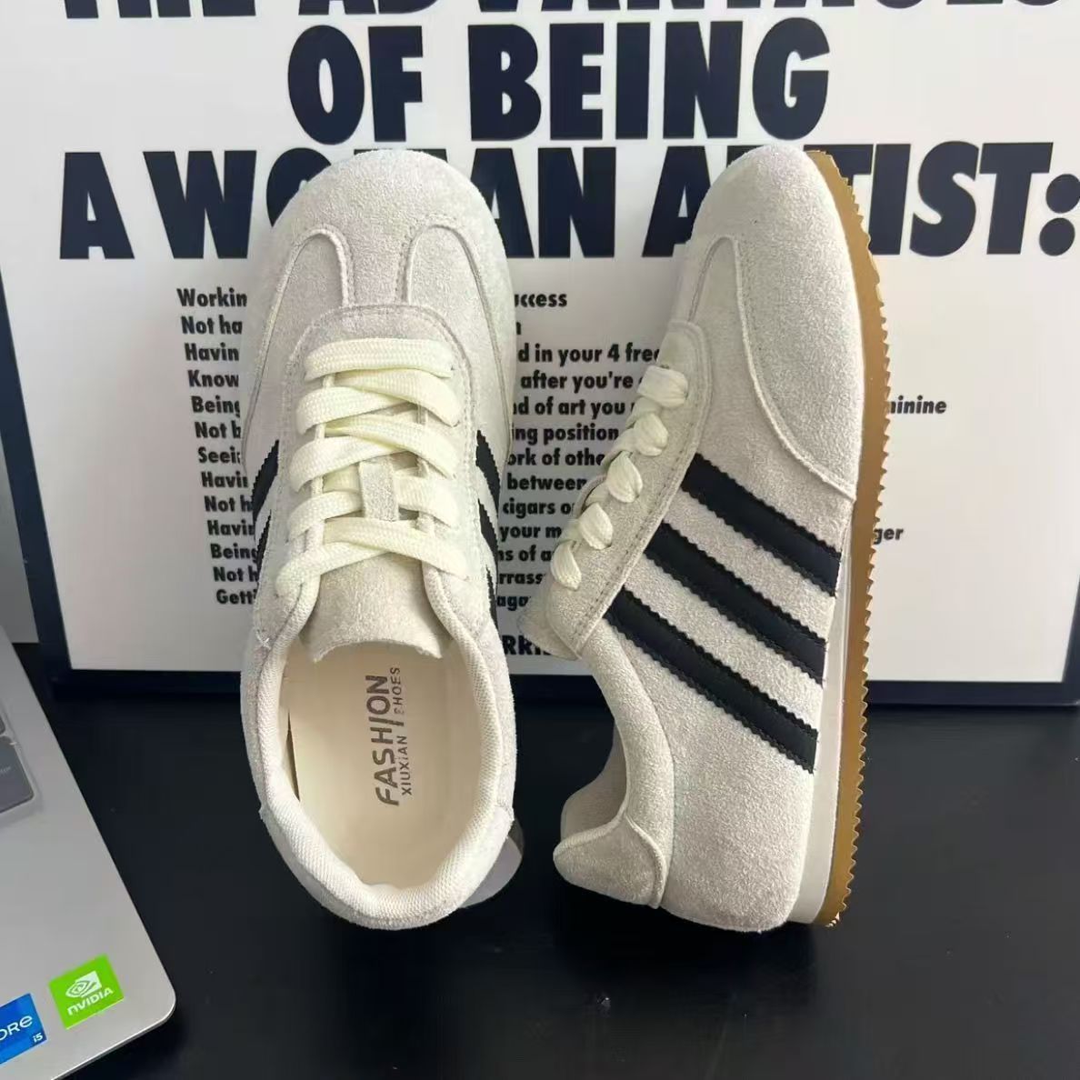 2025新款轻便小白鞋夏季百搭三杠阿甘德训休闲运动女板鞋详情4