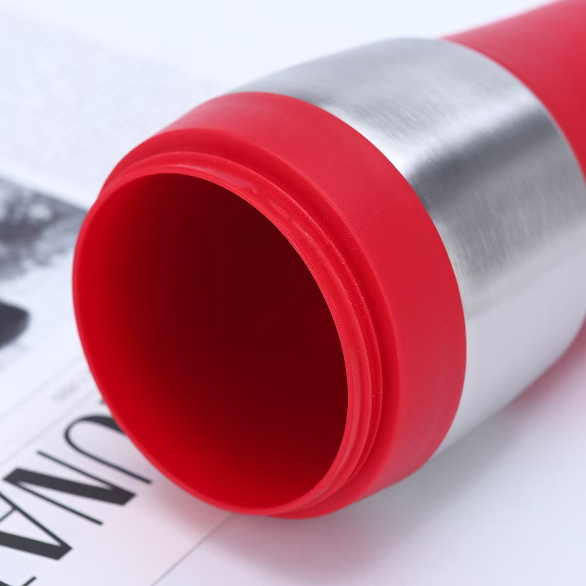 跨境促销内塑外钢车载汽车杯便携办公咖啡杯双层隔热随手水杯详情6