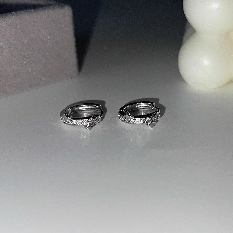 High-end matte, exquisite and compact ear rings, ear buckles, unique earrings, 2023 new trendy bestsellers, earrings and stud earrings pic 8