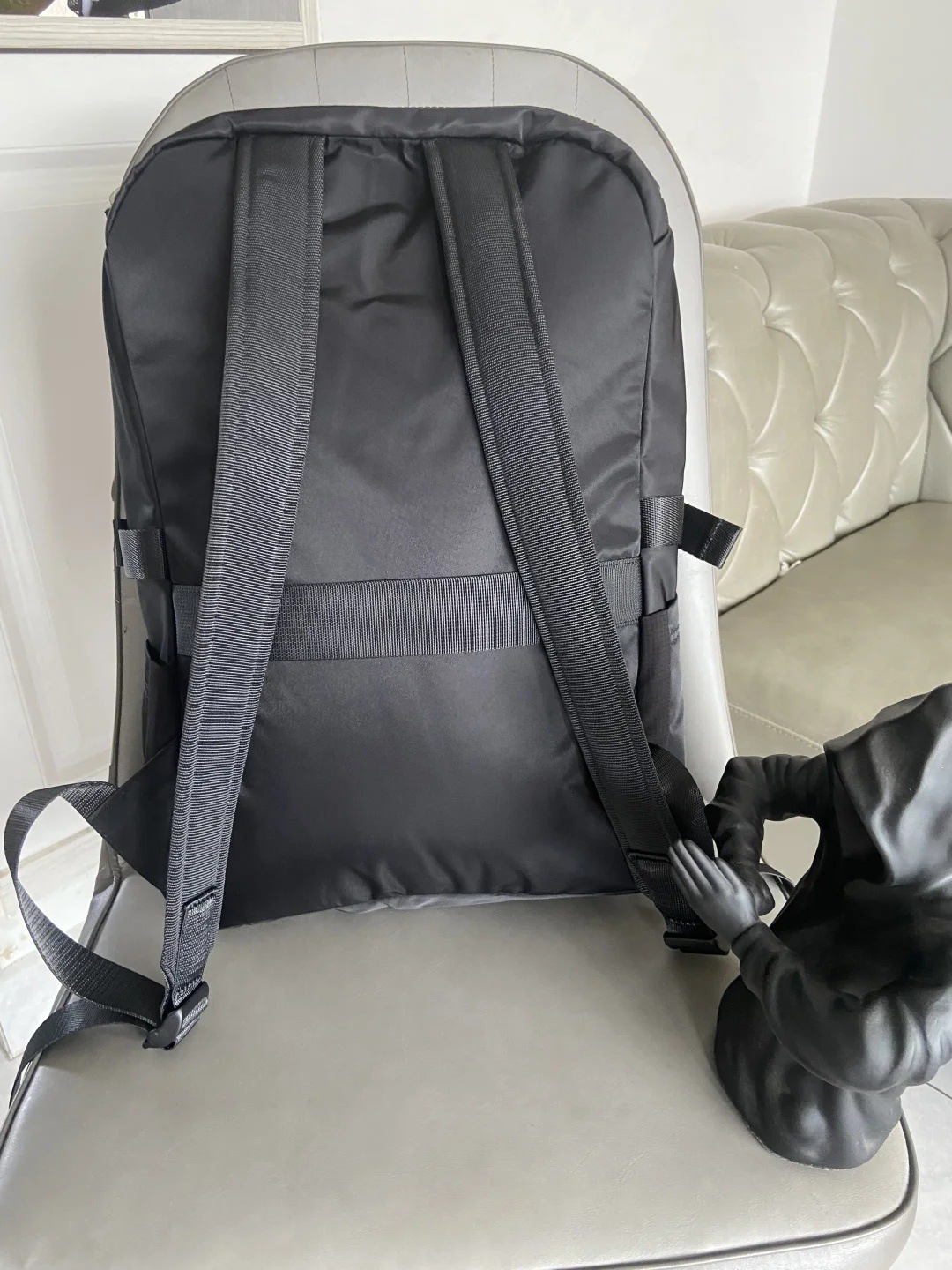 lulu unisex backpack, fashionable nylon backpack, large-capacity student schoolbag, outdoor travel and leisure bag pic 4