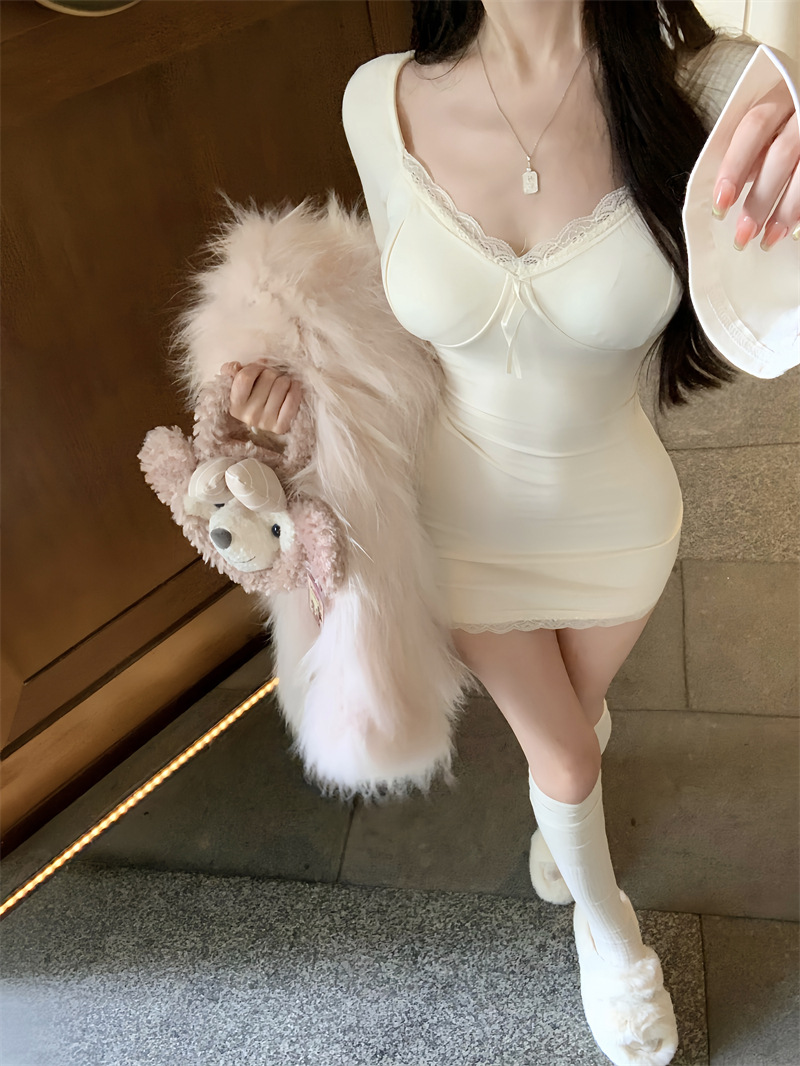棕色性感v领长袖连衣裙女秋季蕾丝内搭小妈裙子紧身收腰包臀短裙详情15