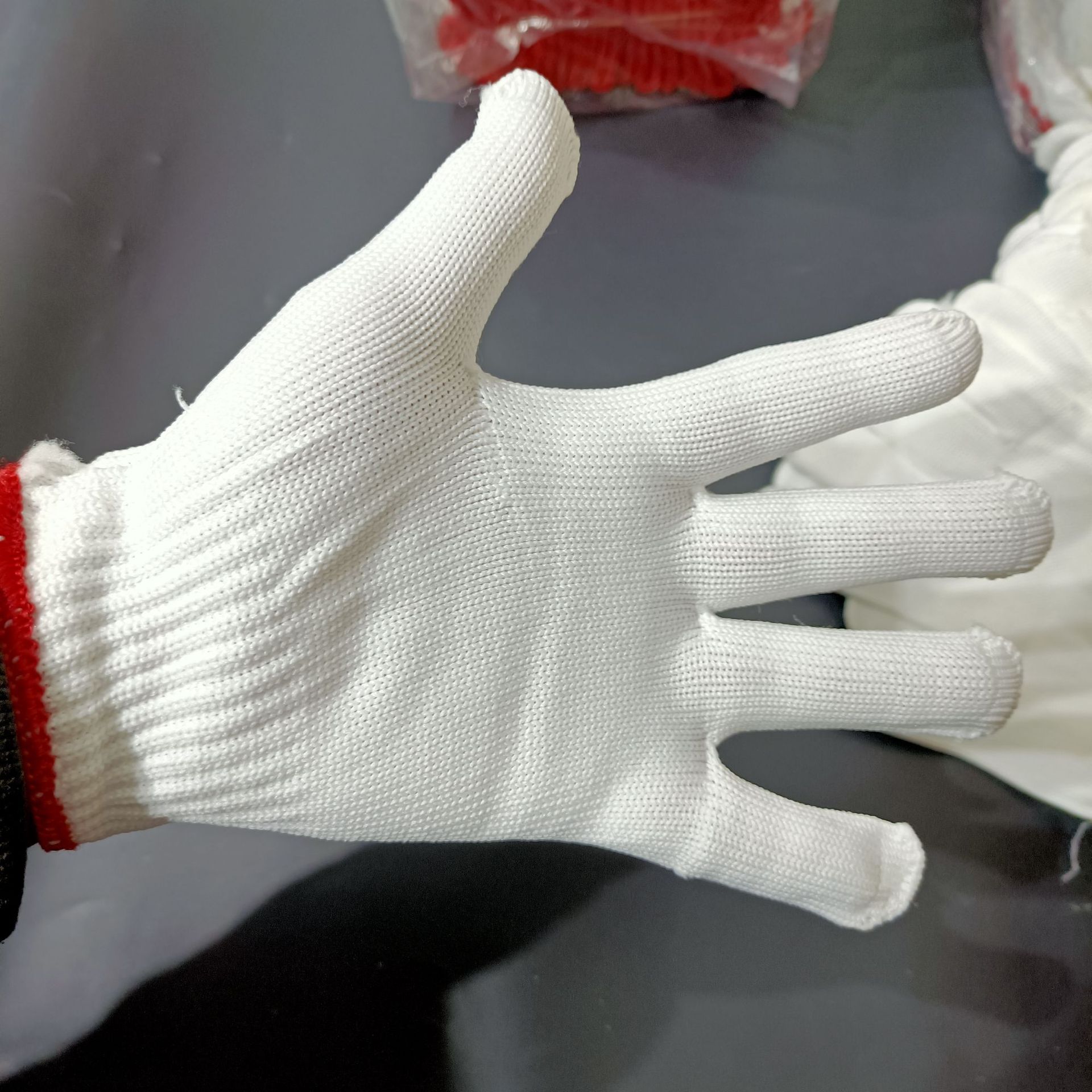 【2-14 】 7-needle nylon gloves 720 yuan per piece. Labor protection gloves, nylon for both men and women, work gloves, white gloves, protective and wear-resistant gifts. 2 yuan. 1 yuan. Street stall supply pic 8