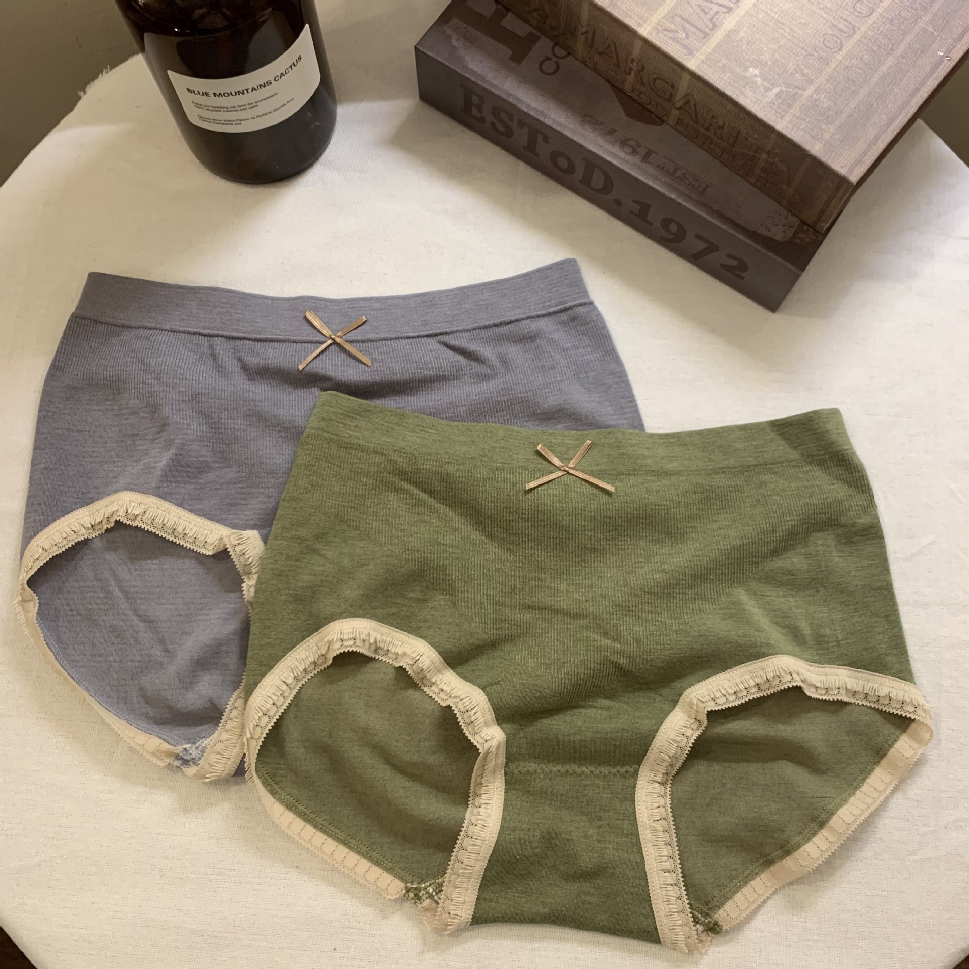 日系暗黑简约舒适中腰蕾丝边少女高弹纯棉透气孔档女生三角裤详情39