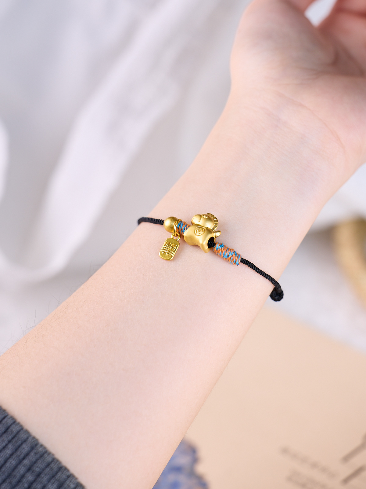 2026马年手工编织本命年红绳新年好运红色手绳手链手串礼物批发详情11