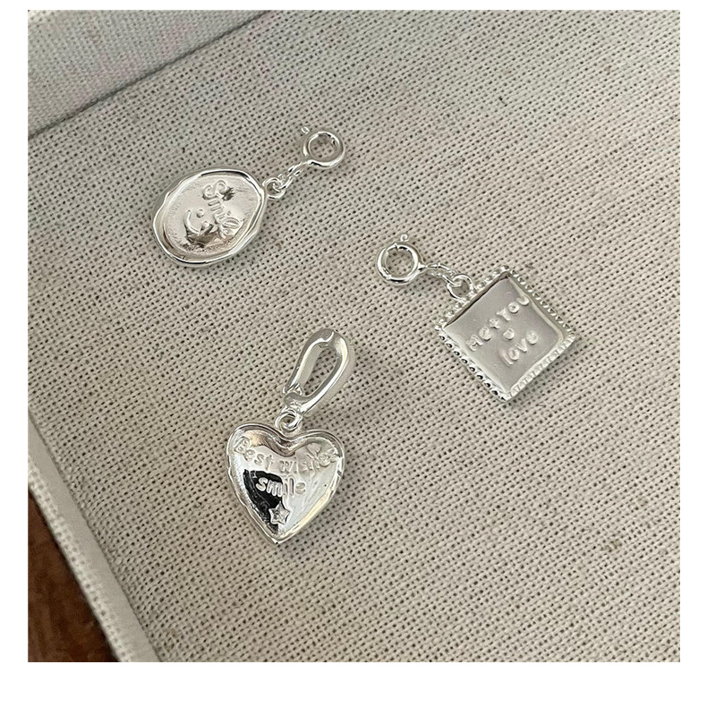 S925 pure silver Korean version niche design white silver fashionable pendant, simple and stylish heart-shaped letter side pendant pic 19
