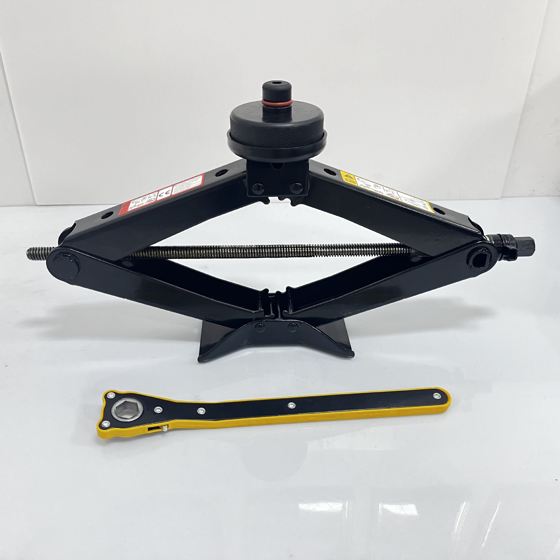 The new YILUN brand Tesla car scissor jack, a universal and labor-saving jack, is suitable for all family car models pic 29