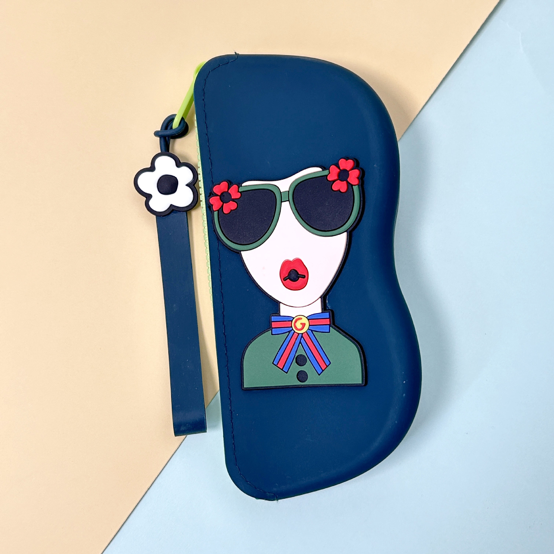 爆款墨镜收纳袋便携收纳包眼镜包防摔硅胶收纳袋可挂防水眼镜详情11