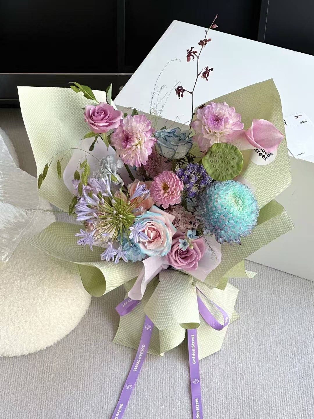 New waterproof Korean-style fresh flower wrapping paper, flower shop bouquet and floral art rose wrapping material, fresh flower decoration pic 12