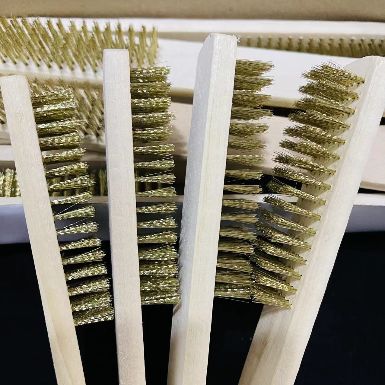 【 Zone 3-7 】 Wire brush 12/ box 360/ Small box of cultural and artistic steel wire brush, wooden handle rust removal and polishing steel brush, Diamond Bodhi walnut cleaning brush, copper brush, iron brush, sink pic 8