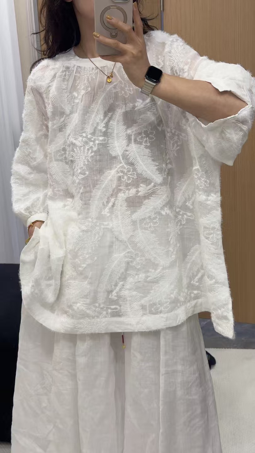 2025夏季新款苎麻羽毛刺绣T恤衫女文艺时尚纯色七分袖宽松套头衬详情4