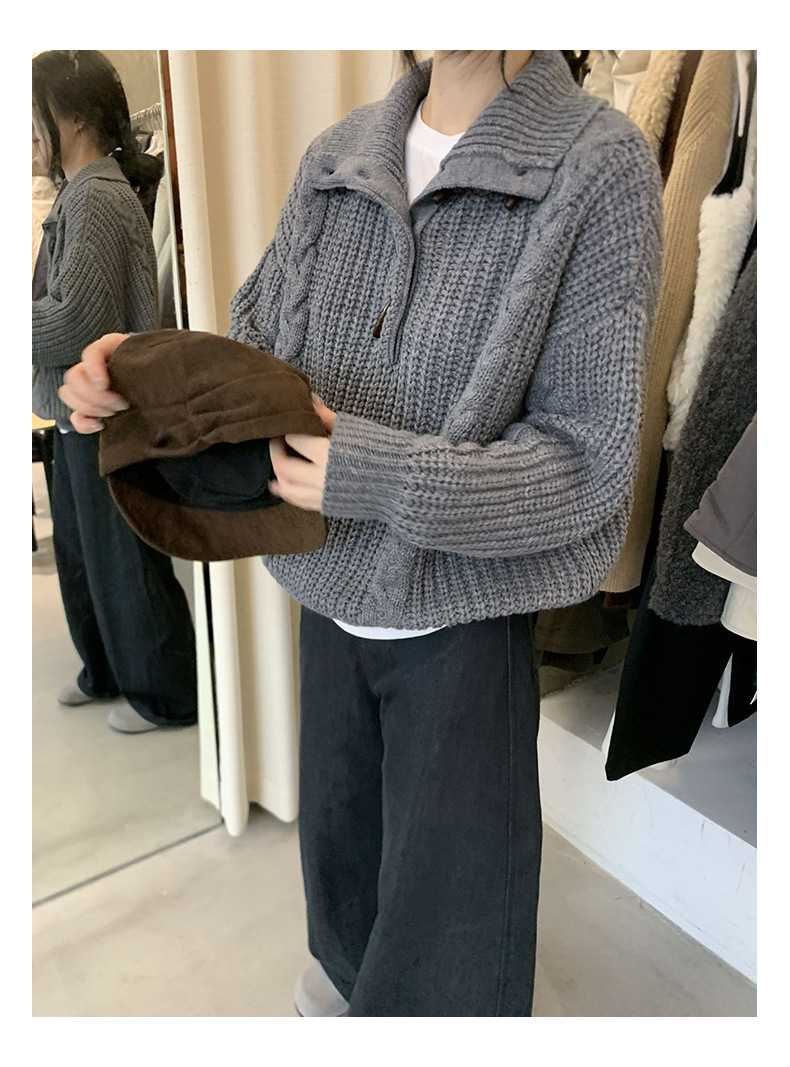 Winter new style horn buttoned lapel wool sweater, gentle and loose knitted sweater, sweater, sweater, sweater, sweater pic 24