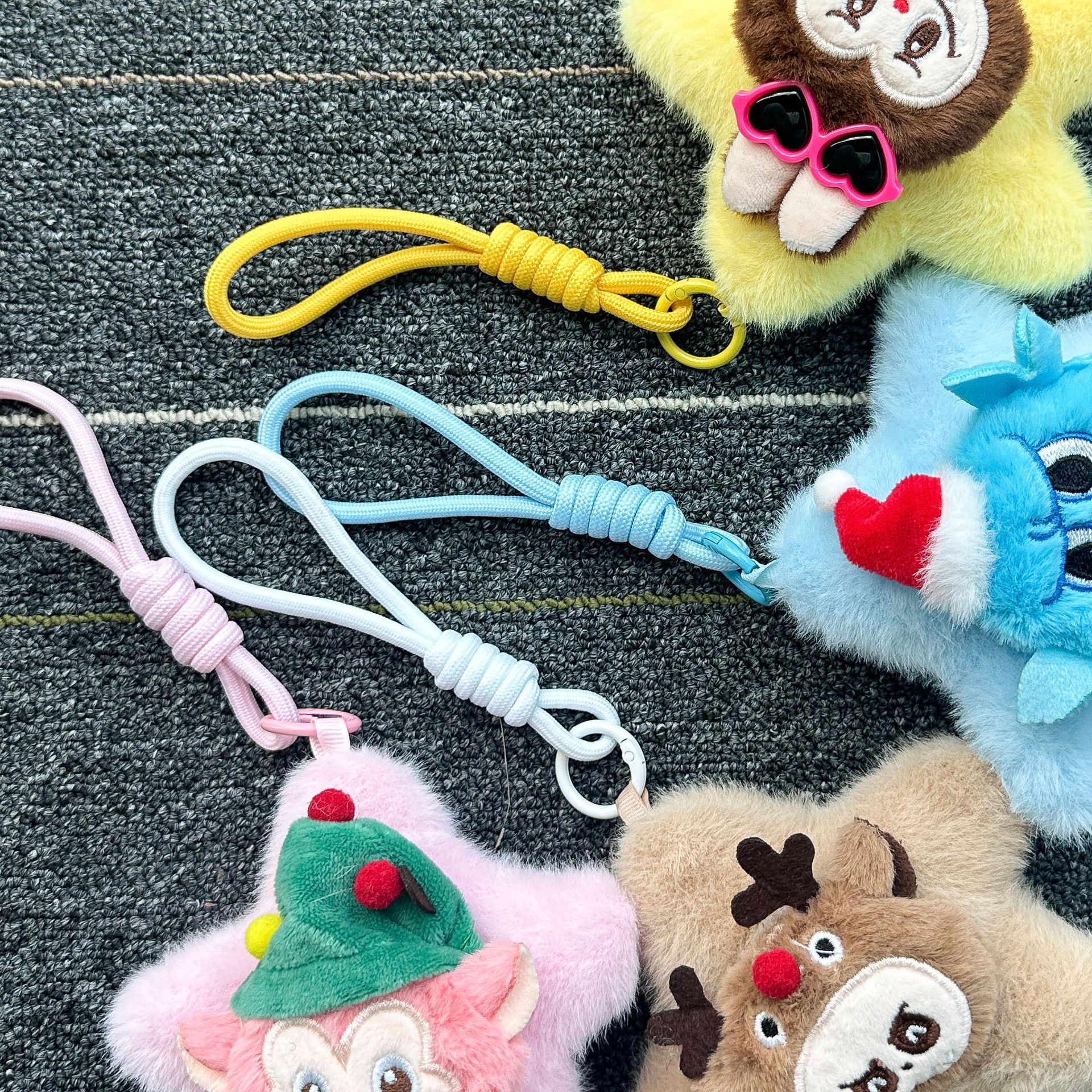 网红可爱萌星星精灵挂件毛绒玩具挂件小猴子包包挂饰钥匙扣玩偶详情10