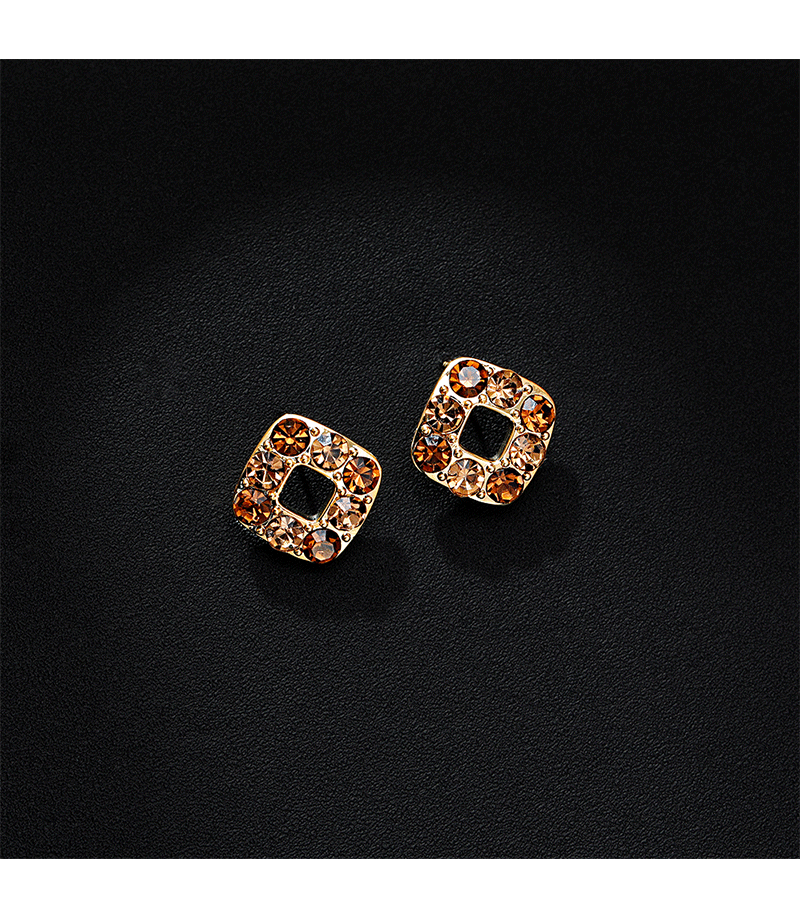 Hyacinth925 silver needle retro Hong Kong-style small stud earrings, niche design, commuting caramel-colored square earrings, elegant earrings pic 6