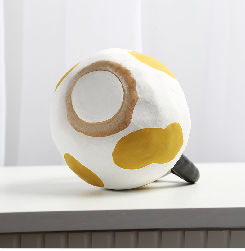 2026 Niche cream-style ceramic milk pot, vase and flower vases, high appearance level, living room flower arrangement set, light luxury for homestay pic 11