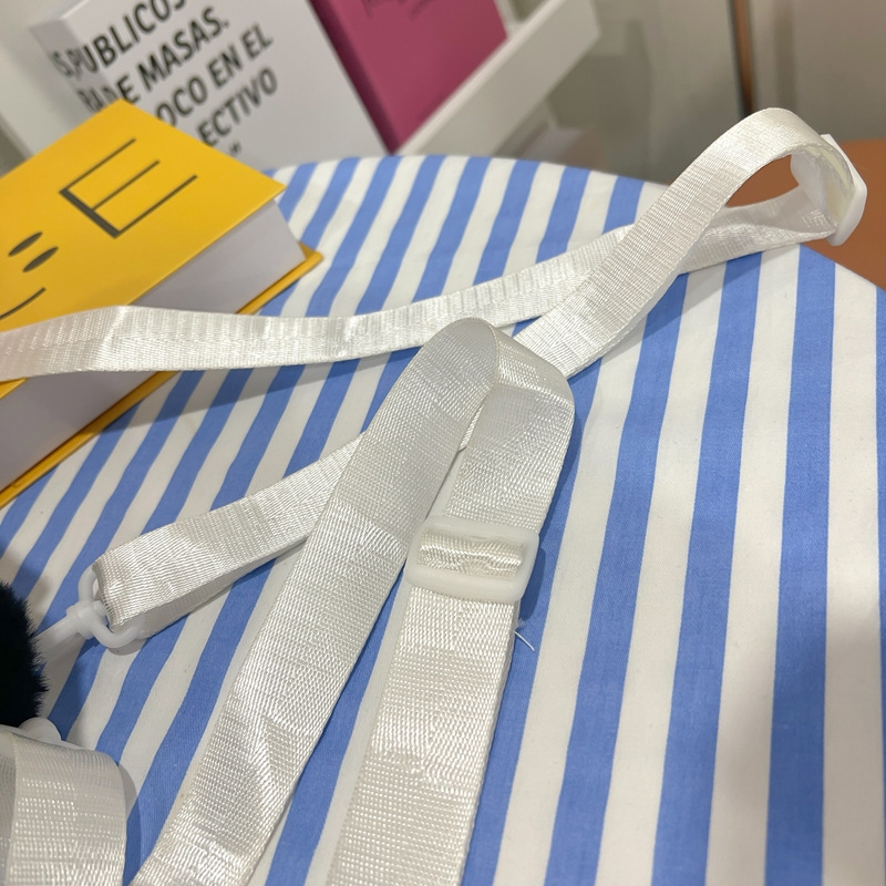 2024新款时尚熊猫双肩包清新甜美可爱卡通毛绒玩具包仿真抱枕背包详情48