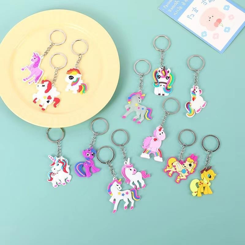 跨境新款亚马逊欧美独角兽钥匙扣派对礼品儿童饰品PVC软胶钥匙链详情1