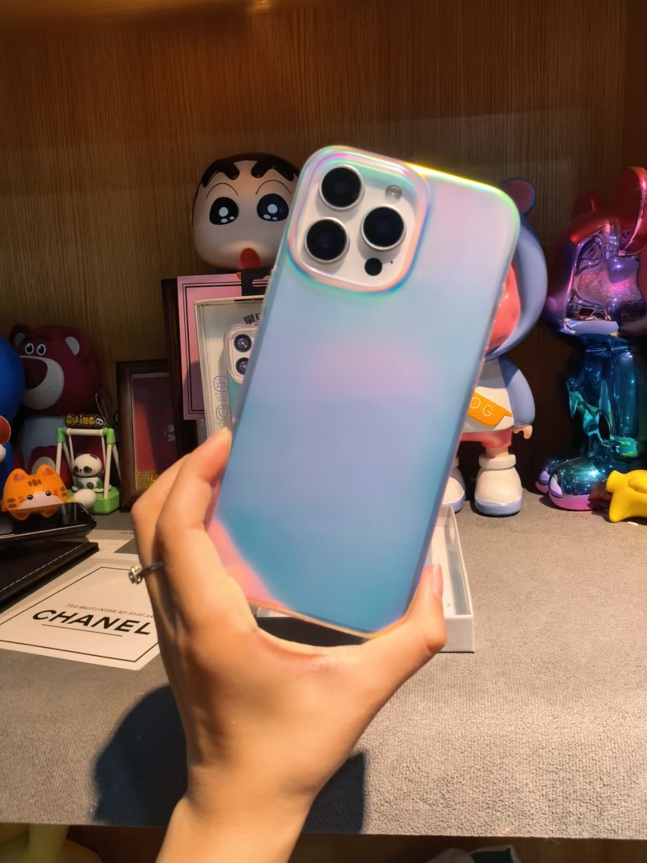 掌电法则 IMD冰淇淋磨砂极光镭射渐变 苹果1516Promax专用手机壳 手机保护套 防摔耐磨抗刮
详情4