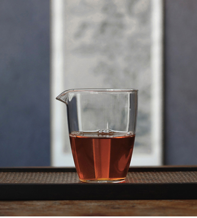 日式加厚高硼硅玻璃公道杯透明茶海耐热不烫手分茶器高品质详情3