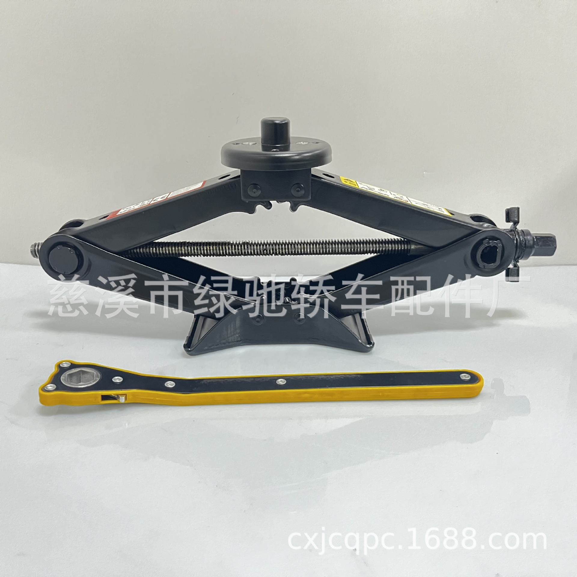 The new YILUN brand Tesla car scissor jack, a universal and labor-saving jack, is suitable for all family car models pic 3