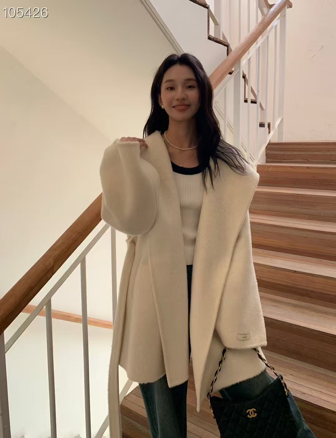 羊毛大衣女2025冬季新款高级感气质系带宽松赫本风双面毛呢外套详情7