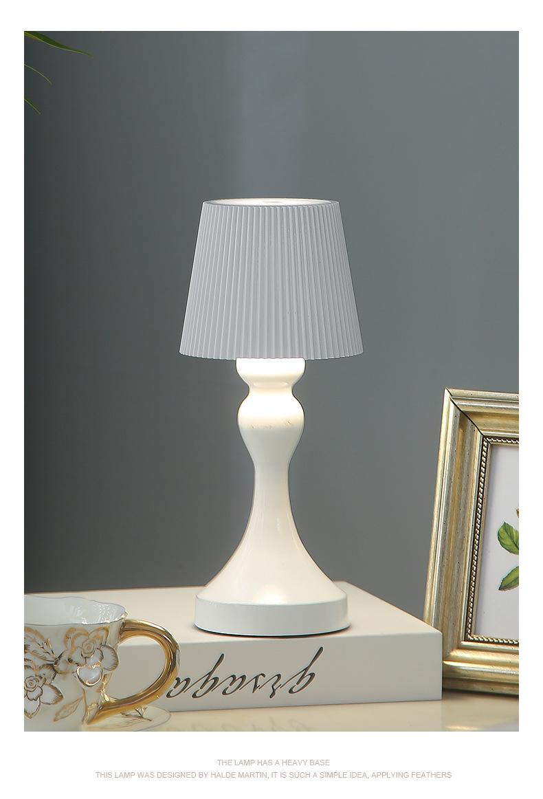 Amazon Modern USB Charging Cross-border Mermaid Desk Lamp, bar bedroom bedside lamp, creative night light pic 10
