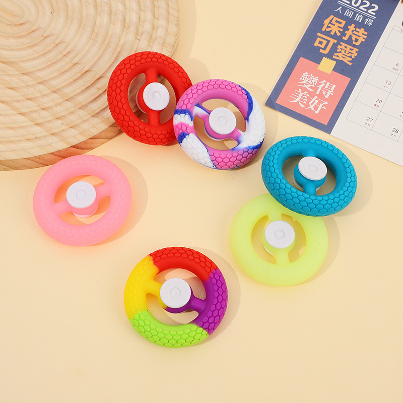 硅胶解压玩具指尖陀螺握力器新款新奇特玩具成人手部训练手指陀螺详情17