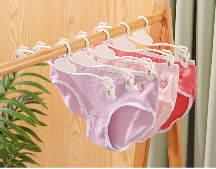 Plastic underwear hanger, bra drying, soft rubber underwear clip, multi-functional underwear rack for underwear stores and supermarkets pic 3