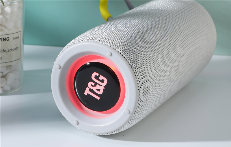 跨境TG682藍牙音箱插卡便攜音響藍牙重低音炮tws藍牙音響高顏值詳情12
