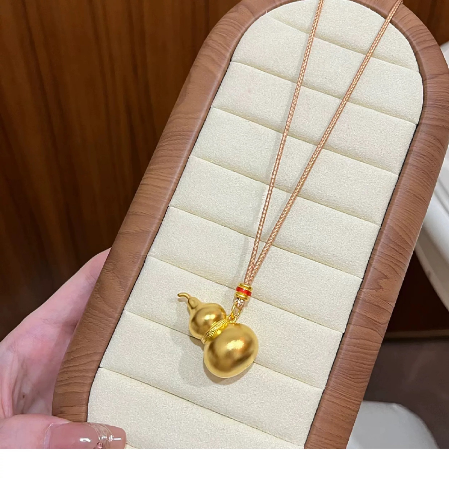 The same style of ancient golden gourd pendant as in the gold store, new Chinese-style Fu Lu gourd necklace, adjustable sweater chain pic 5