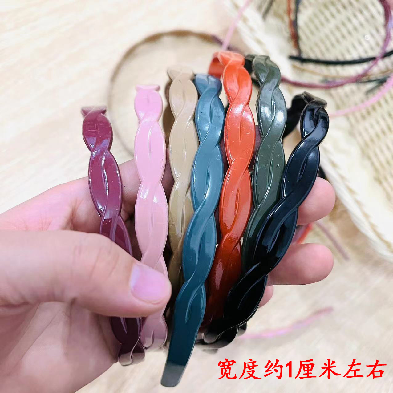【 Zone 1-5 】 Double braid headband 20/ pack Double braid headband Sweet and elegant, thin headband for going out, hair clip with a girlish heart, Korean headwear, one or two yuan supply pic 1