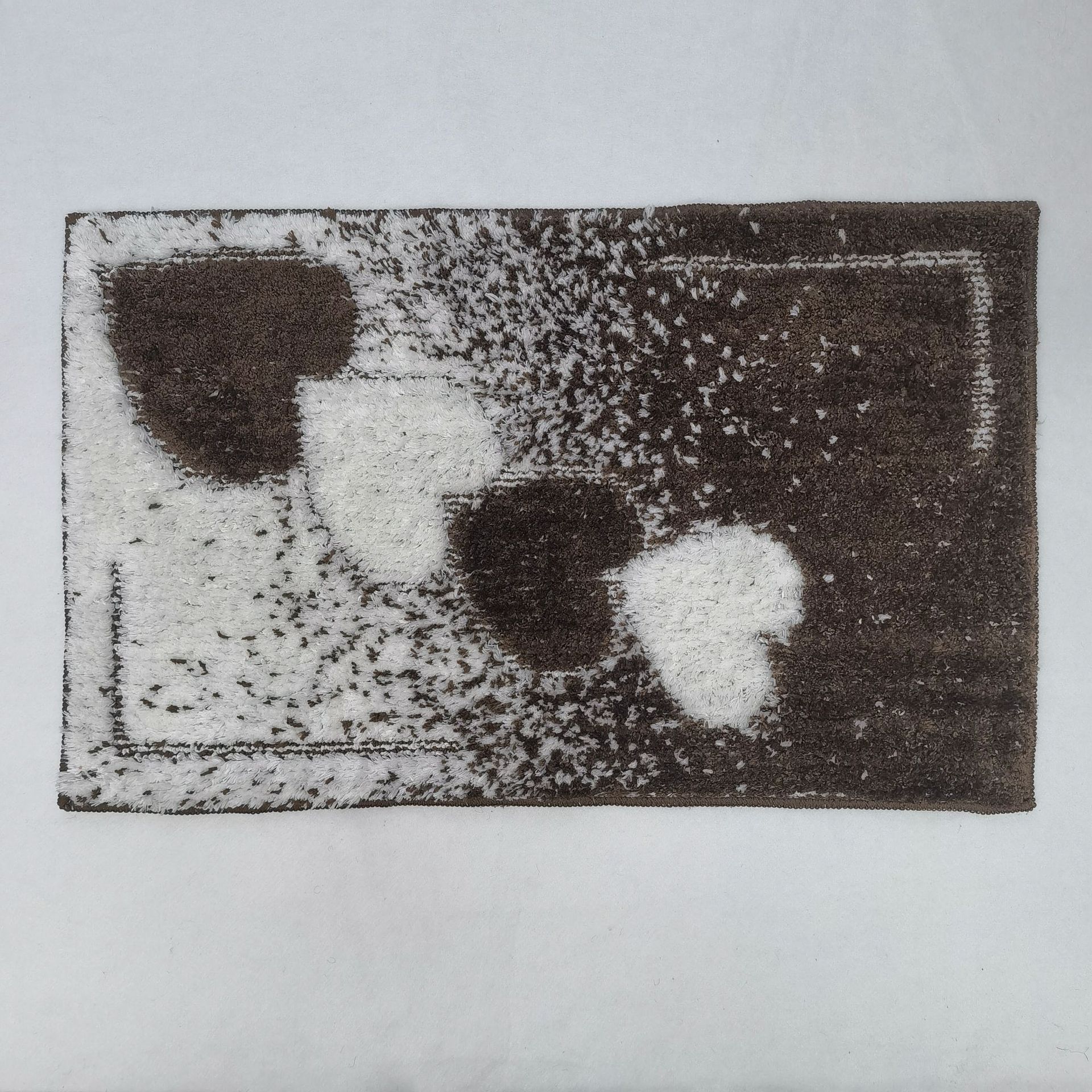 超纤雪花渐变四个爱心型防滑吸水脚垫TPR卧室入户门口浴室客厅垫详情6