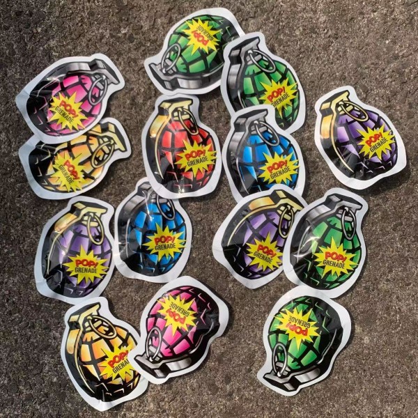 仿真自爆手雷可爆炸玩具网红自动充气摔响炮男生的整蛊解压鞭炮蛋详情7