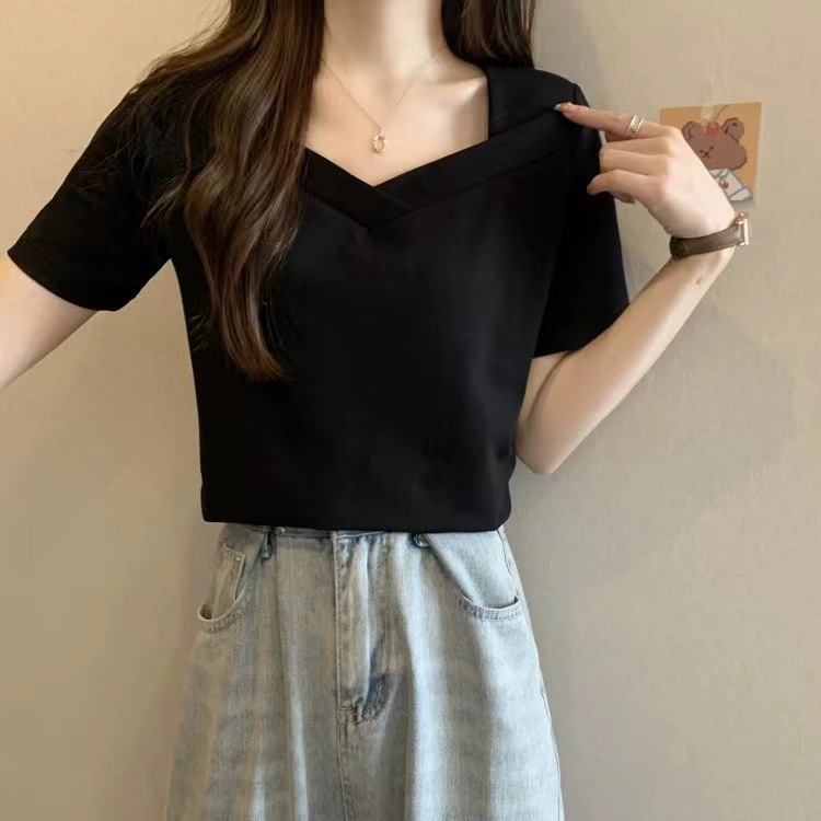 V领短袖t恤女2024夏季新款宽松显瘦纯色学生辣妹露锁骨上衣设计感详情5