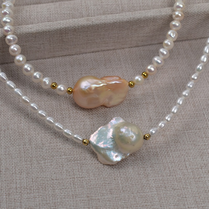 Natural rice-grain freshwater pearl necklace for women, light luxury, niche design, high-end Baroque pendant, neckchain, bone chain pic 6