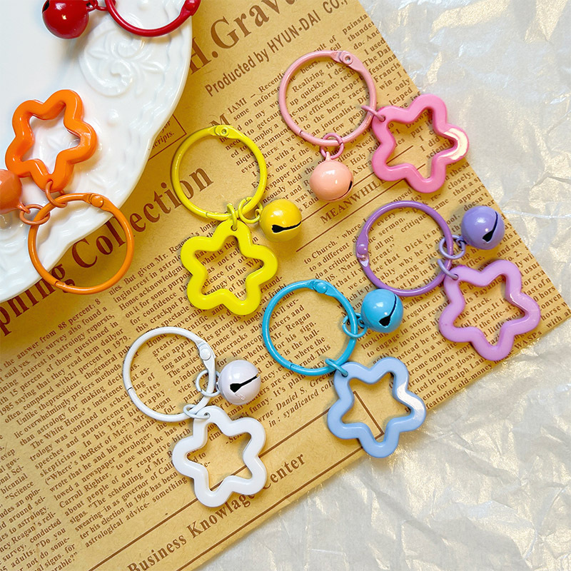 Colorful five-pointed star acrylic keychain pendant, candy-colored headphone case hanging decoration, fresh and cute couple bag decoration pic 3