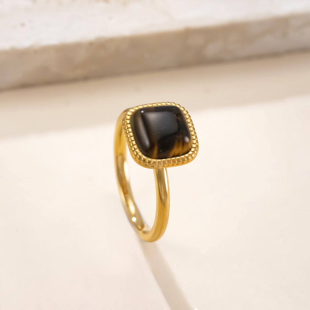 跨境热卖钛钢饰品焊牌镶方形天然石情侣戒指复古简约不锈钢戒指厂详情8