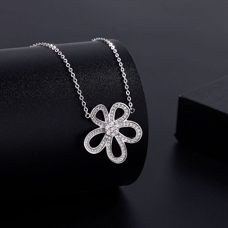 Silver light luxury, niche female full diamond sunflower collarbone chain, popular hollowed-out pendant, moissanite, pure silver camellia pic 4
